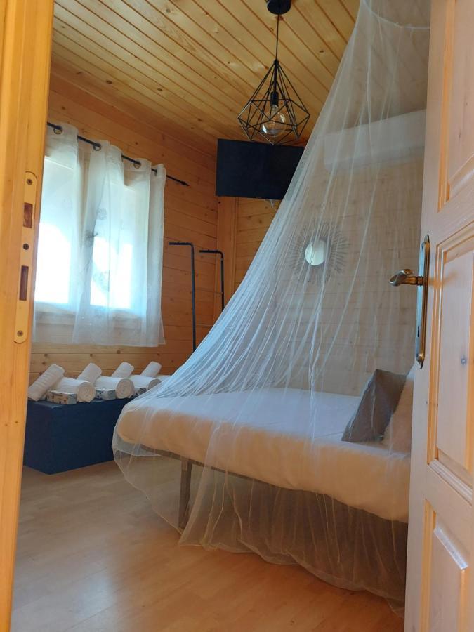 Casa Rural Mi Balconcito 卡萨雷斯德拉斯乌尔德斯 外观 照片